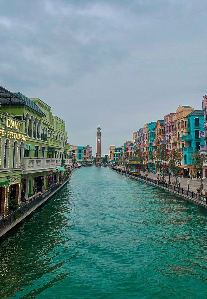 Mega Grand World Canal Gondola 2