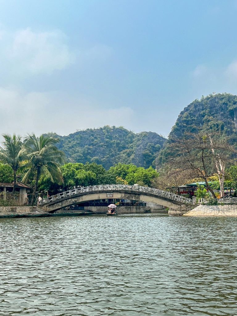 ninh-binh-tam-coc-bridge Ninh Binh Tam Coc River Bridge