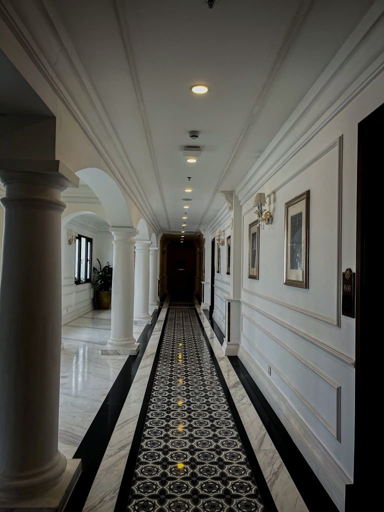 Silk Path Grand Sapa Hotel - Corridor