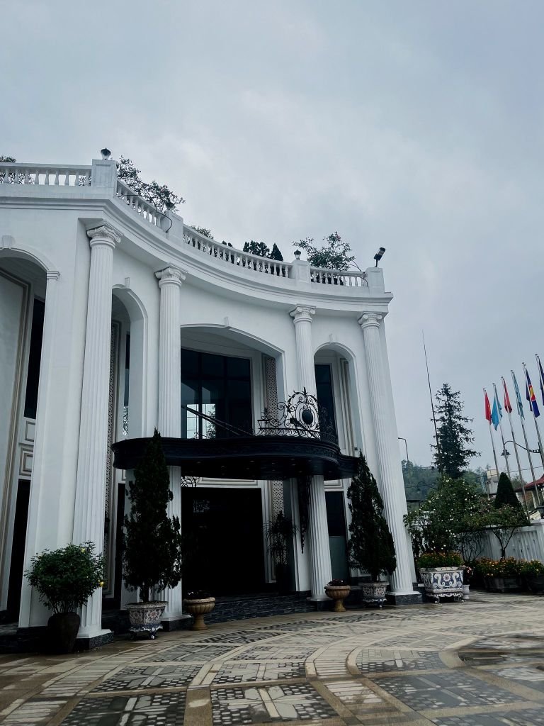 Silk Path Grand Sapa Hotel - Outside View