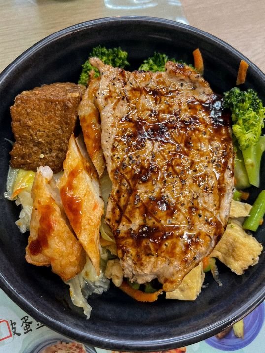 Sun Moon Lake, Taiwan, Ita Thao Village - Lunch 2