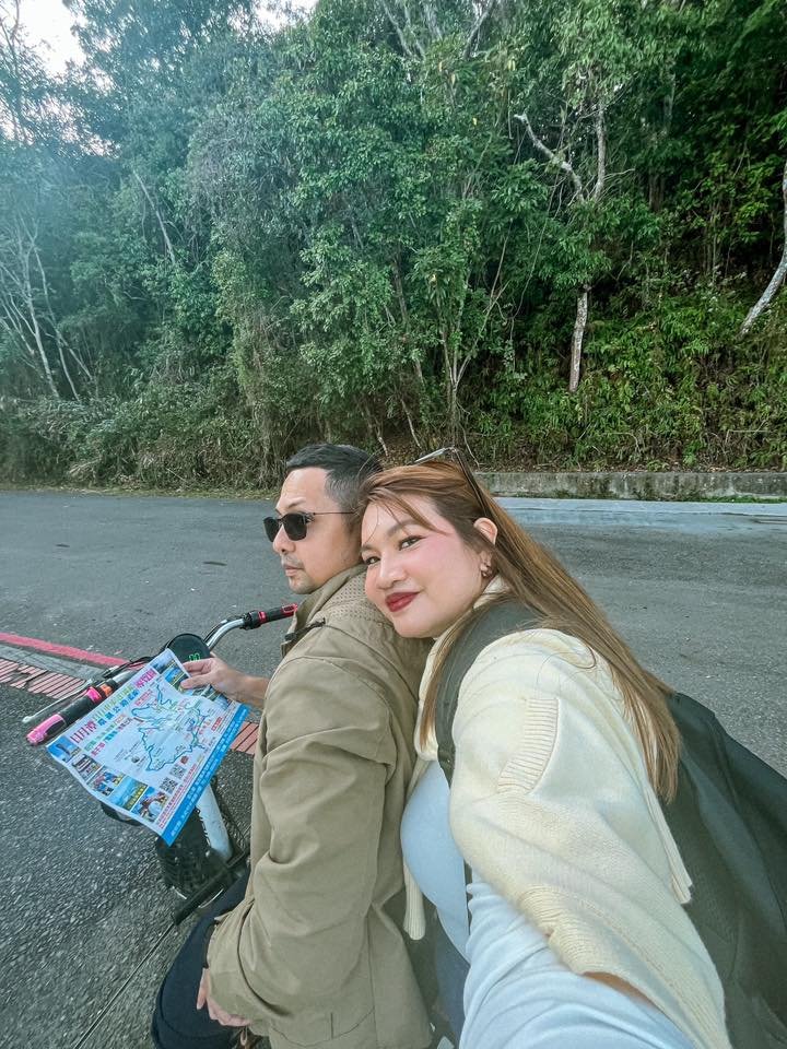 Sun Moon Lake, Taiwan - Biking - Starting the bike